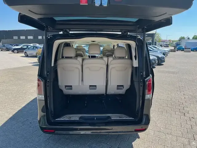 Mercedes-Benz V 300