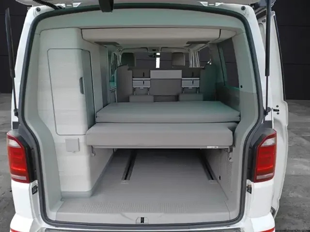 Volkswagen T6 California