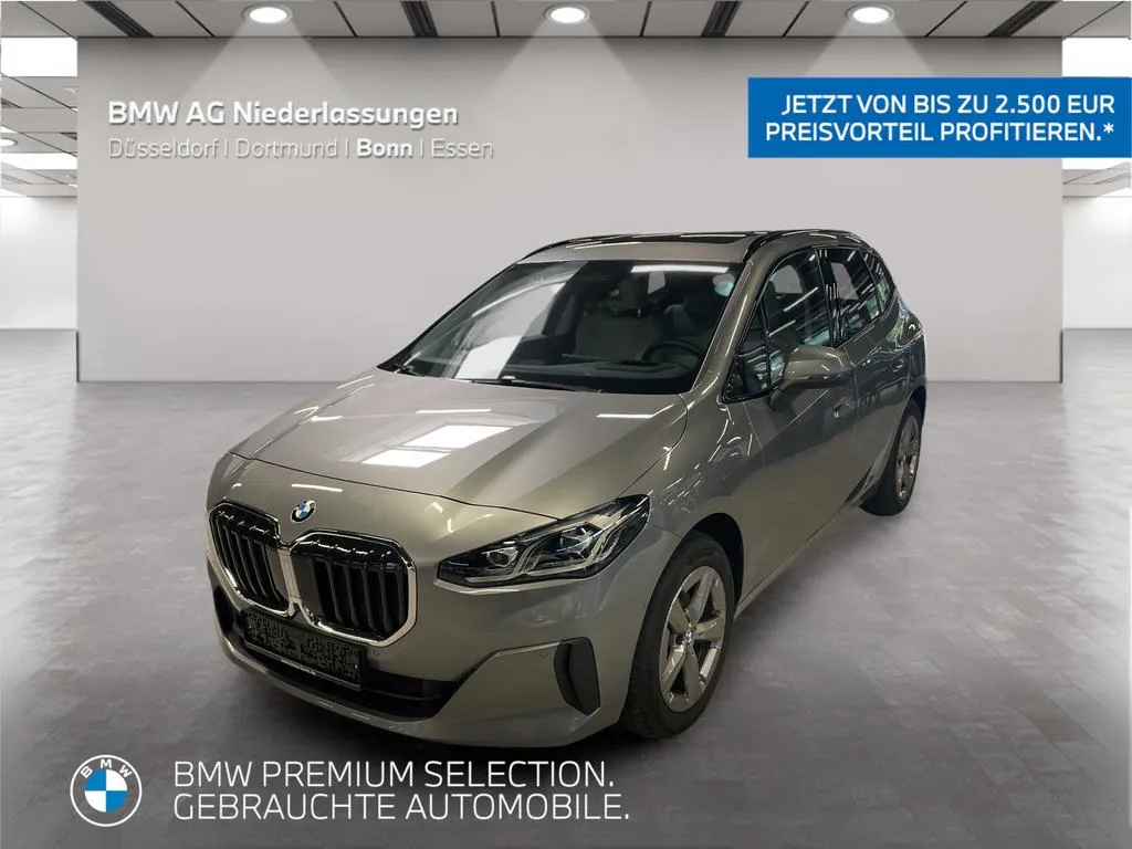BMW 220