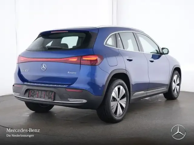 Mercedes-Benz EQA 300