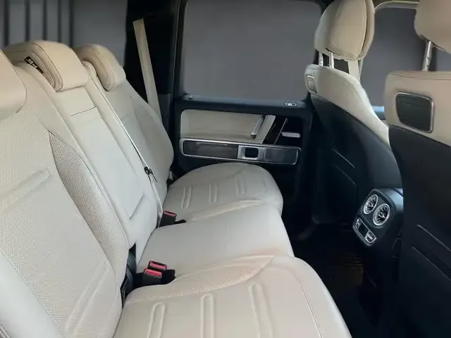 Mercedes-Benz G 500