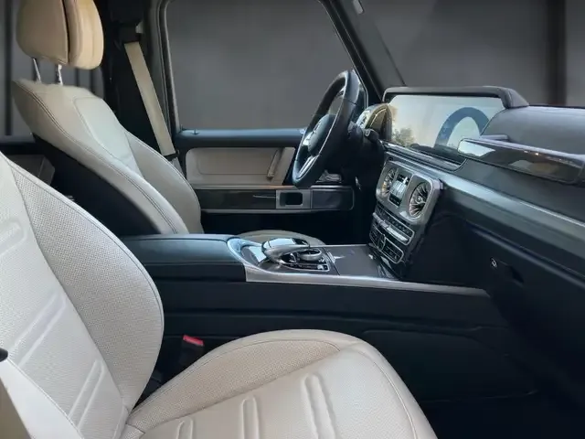 Mercedes-Benz G 500
