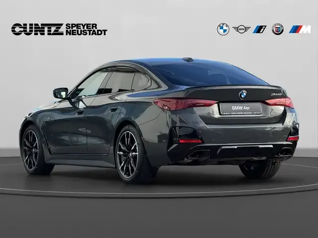 BMW 440