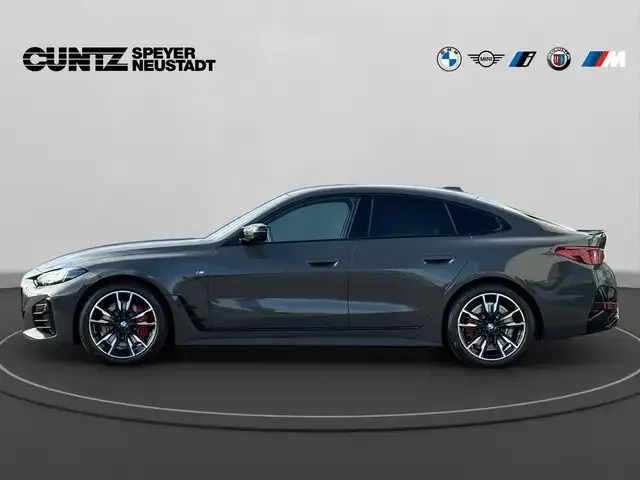 BMW 440