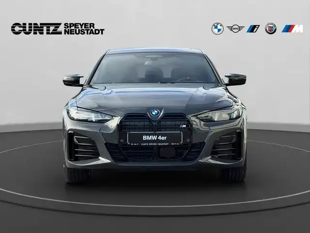 BMW 440