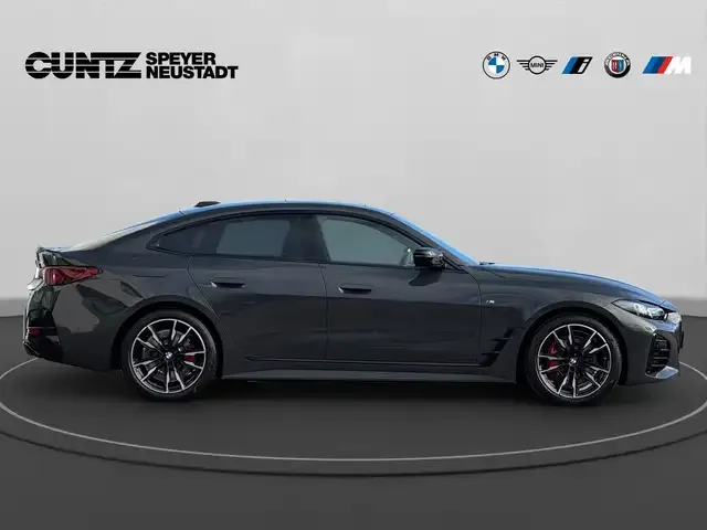 BMW 440