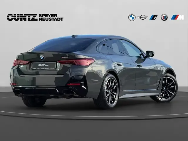 BMW 440