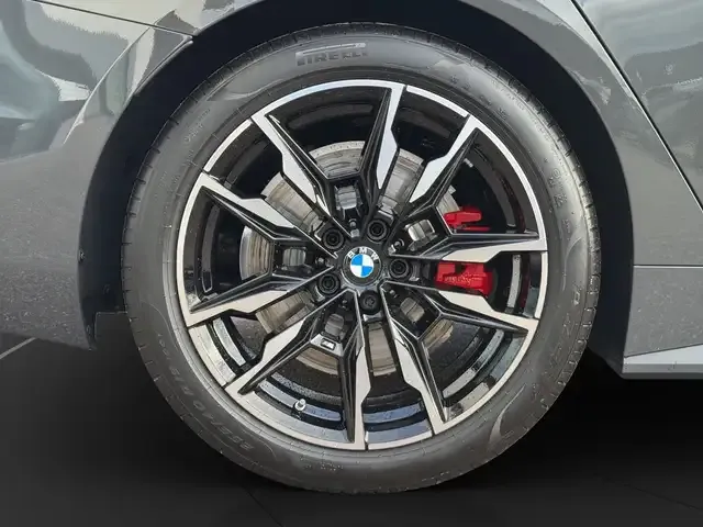BMW 440