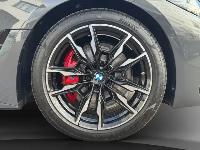 BMW 440