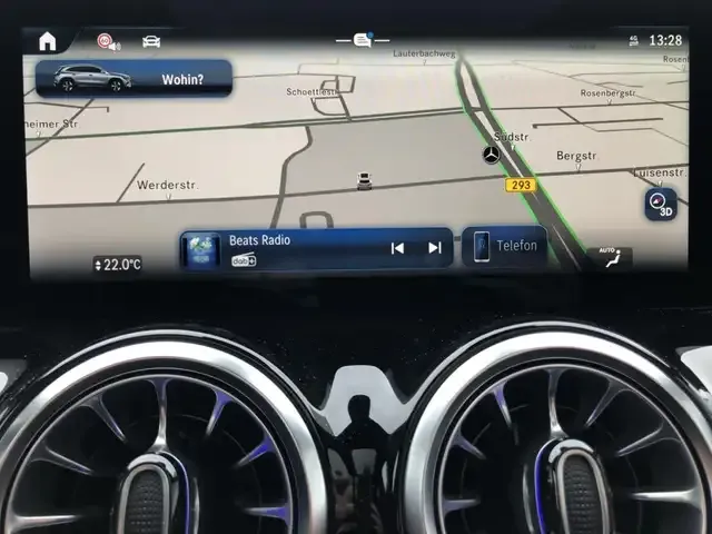 Mercedes-Benz GLA 180