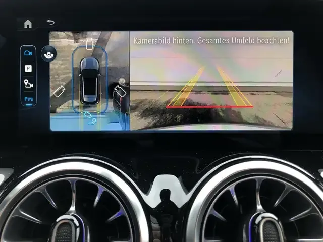 Mercedes-Benz GLA 180