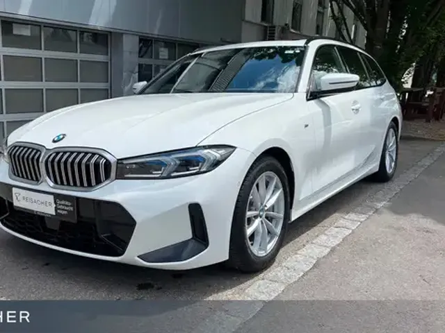 BMW 330