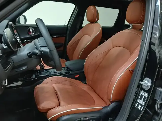 MINI Cooper Clubman