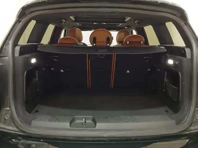 MINI Cooper Clubman