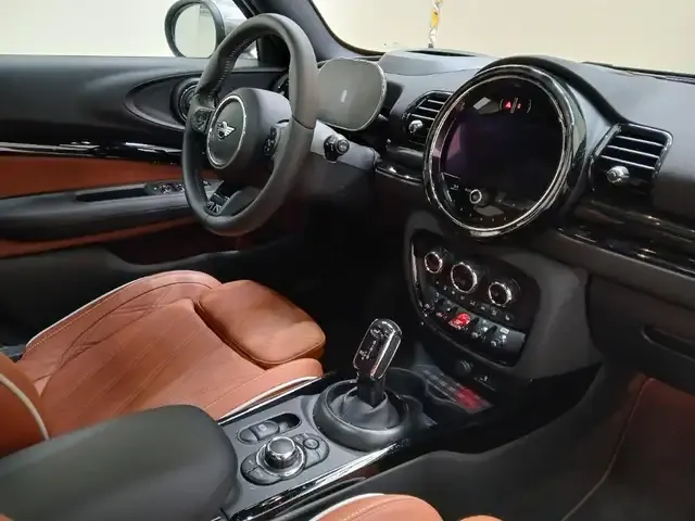 MINI Cooper Clubman