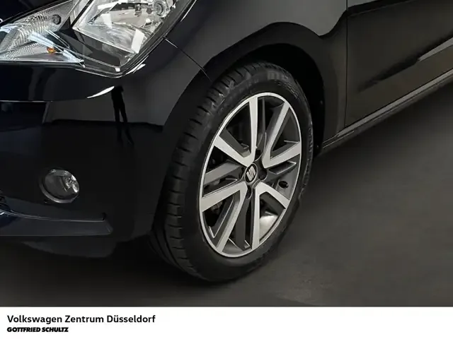 SEAT Mii