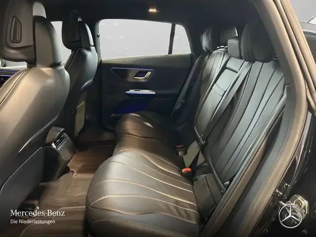 Mercedes-Benz EQE 300
