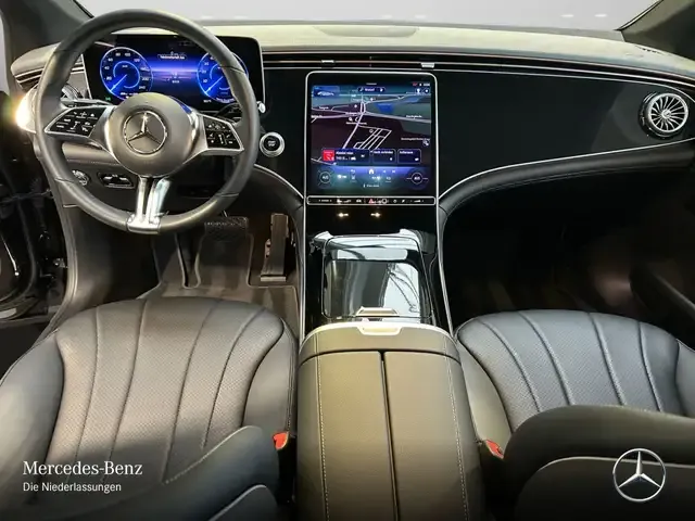 Mercedes-Benz EQE 300