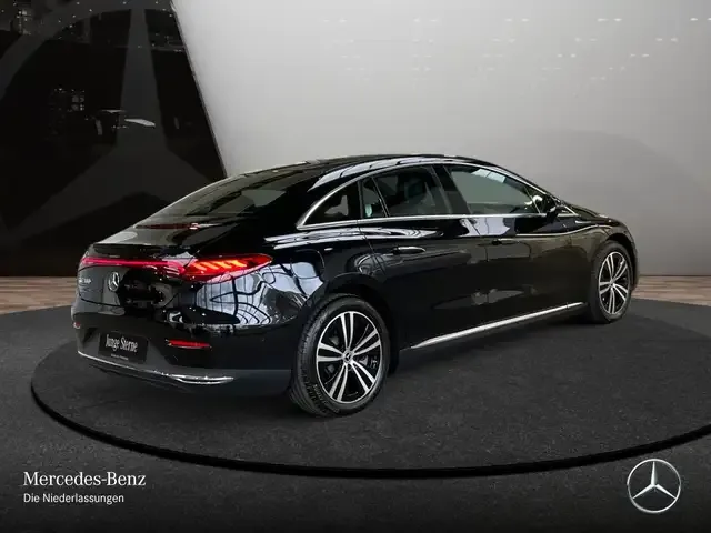 Mercedes-Benz EQE 300