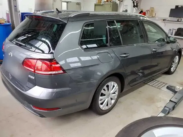 Volkswagen Golf Variant