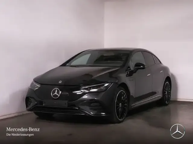 Mercedes-Benz EQE 300