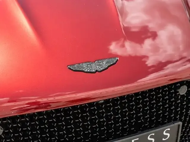 Aston Martin DBS