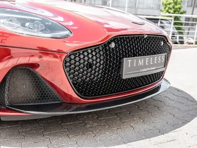 Aston Martin DBS