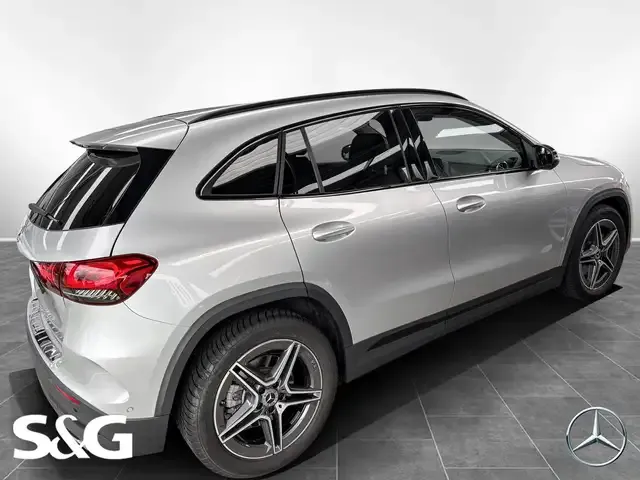 Mercedes-Benz GLA 250