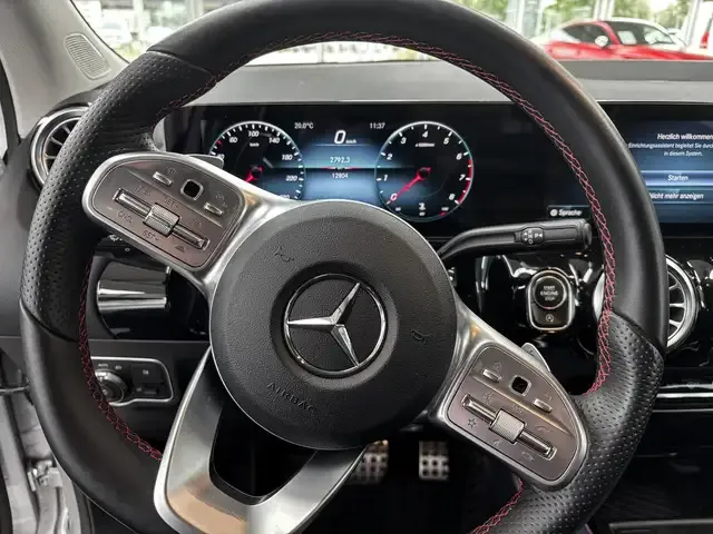 Mercedes-Benz GLA 250