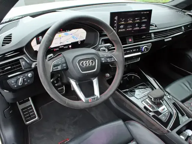Audi RS4