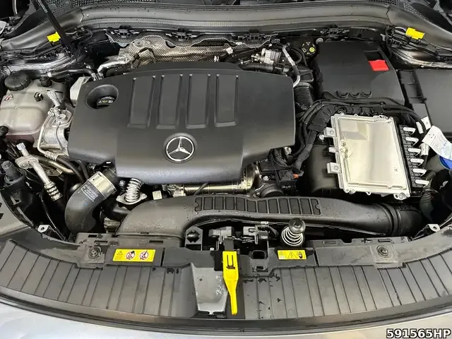Mercedes-Benz GLA 200