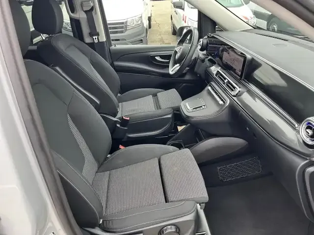 Mercedes-Benz EQV 300