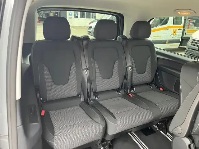 Mercedes-Benz EQV 300