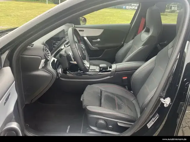 Mercedes-Benz A 35 AMG