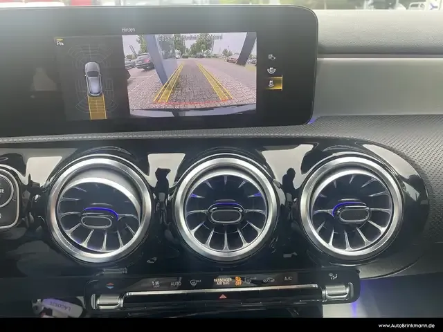 Mercedes-Benz A 35 AMG