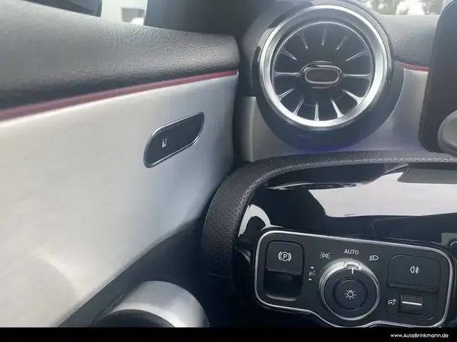 Mercedes-Benz A 35 AMG