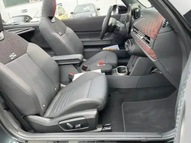 MINI John Cooper Works Cabrio