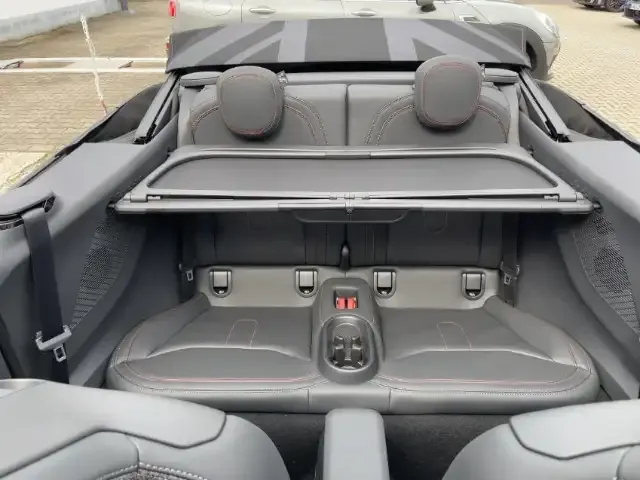 MINI John Cooper Works Cabrio