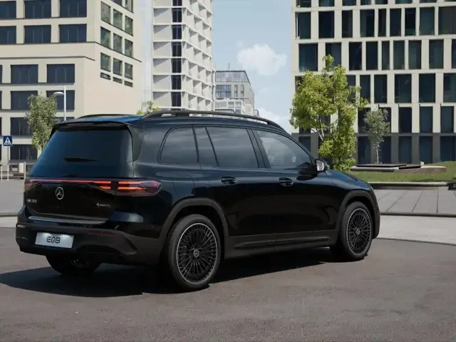 Mercedes-Benz EQB 350