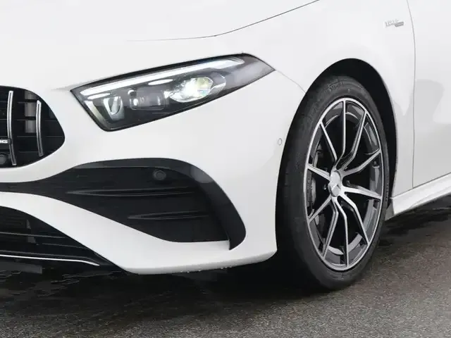 Mercedes-Benz A 35 AMG