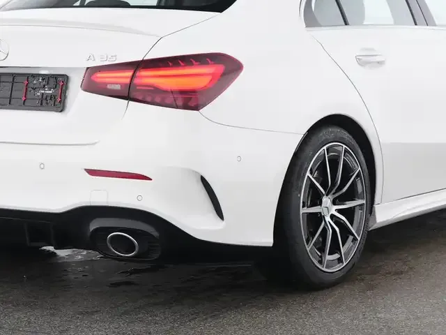 Mercedes-Benz A 35 AMG