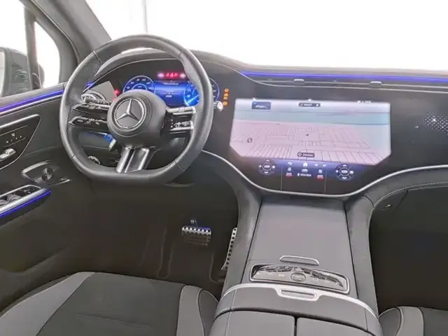 Mercedes-Benz EQE SUV