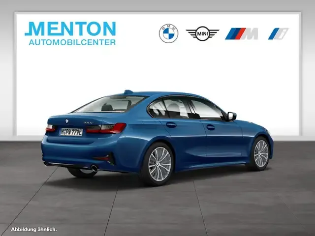 BMW 330