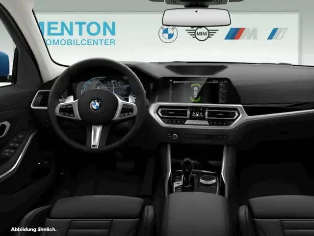 BMW 330