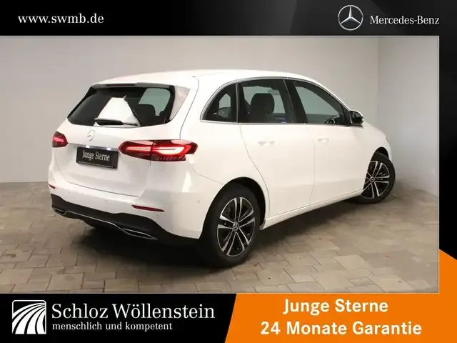 Mercedes-Benz B 200