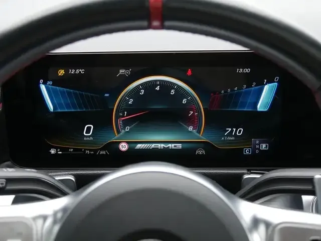 Mercedes-Benz GLB 35 AMG