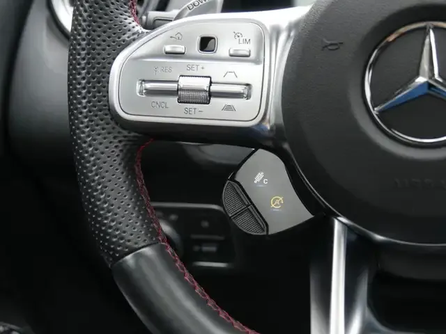 Mercedes-Benz GLB 35 AMG