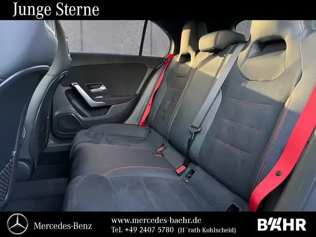 Mercedes-Benz A 35 AMG