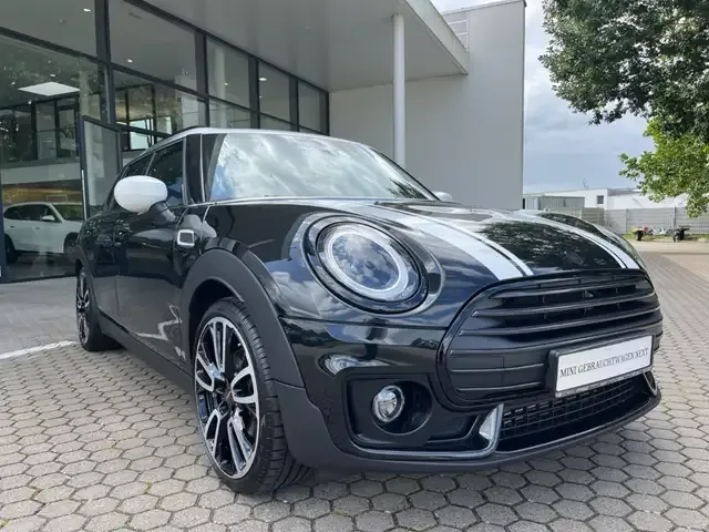 MINI Cooper Clubman