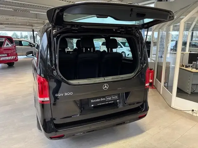 Mercedes-Benz EQV 300